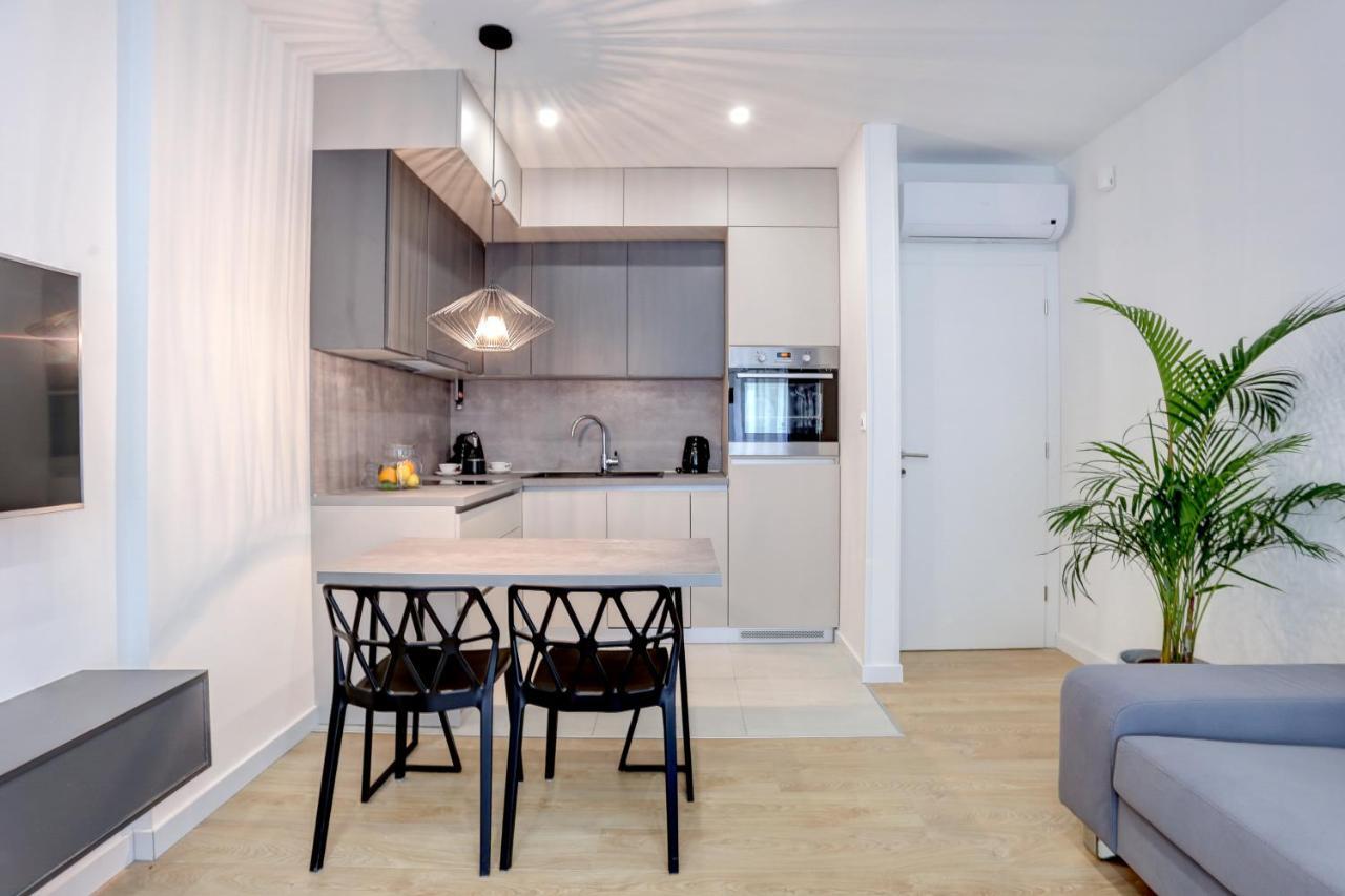 Hugo 2 Apartman *