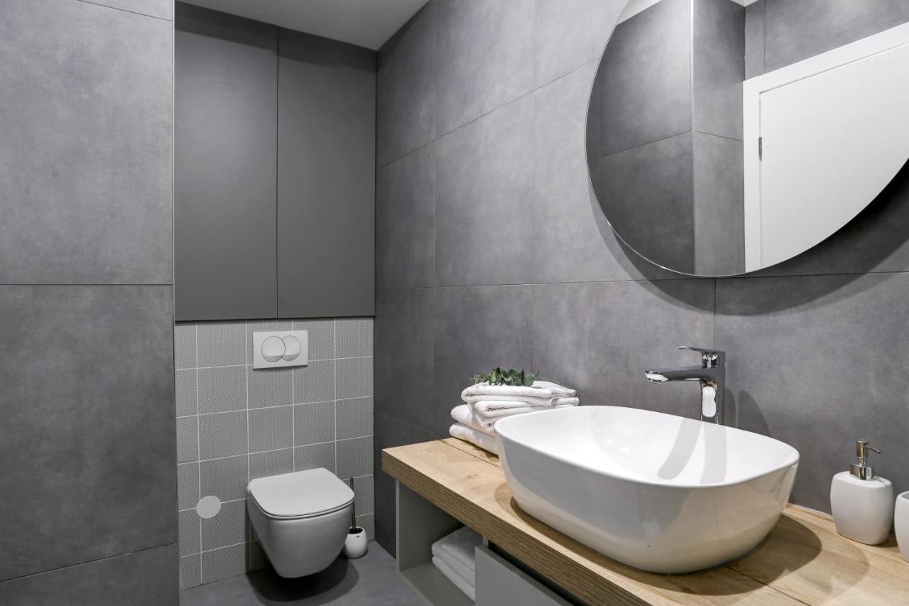 Apartma Hugo 2 *